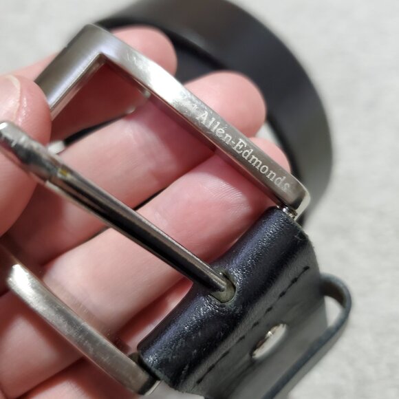HUGO BOSS & ALLEN EDMONDS Italian Genuine Leather Belt Black Silver Men's 36 - Picture 2 of 10